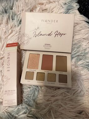 Wander Beauty Island Hops Getaway Eyeshadow & Face Palette in Nude Glow